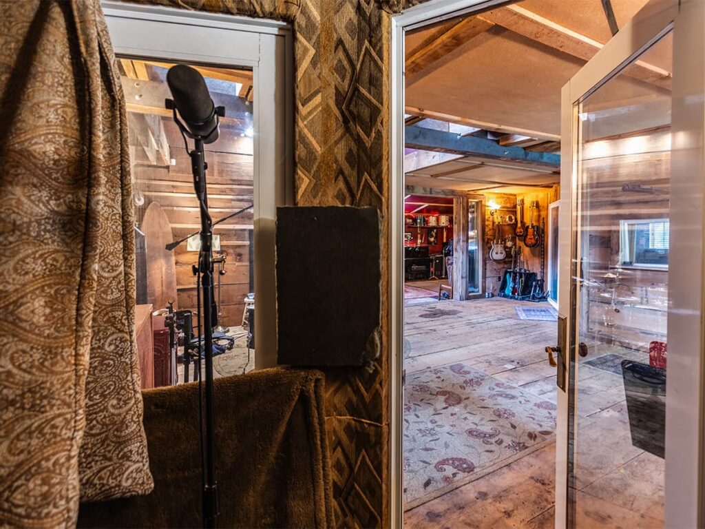Vocal Isolation Booth